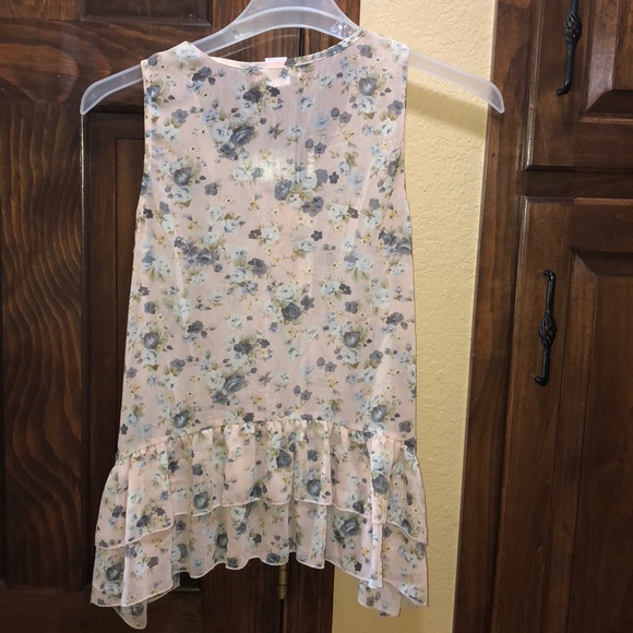 Floral blouse - Picture 7 of 8